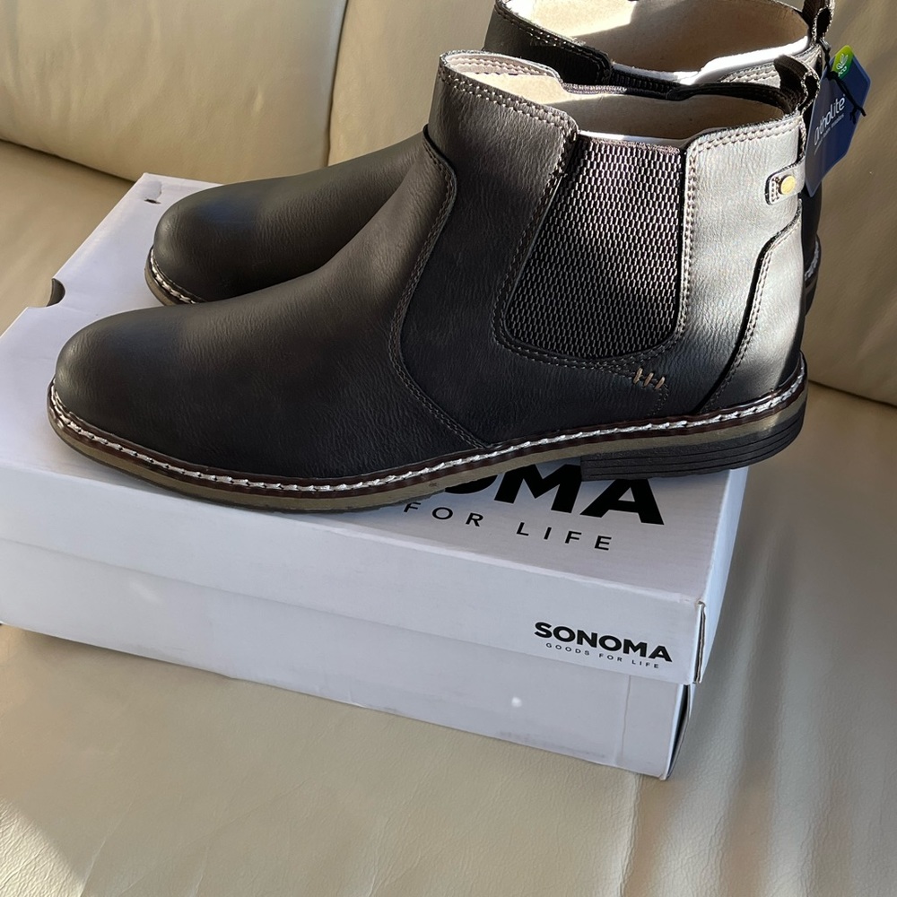 Men’s boots, Sonoma Goods For Life. Size 12, dark brown color